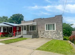 53 Sharp Ave, Washington, PA 15301