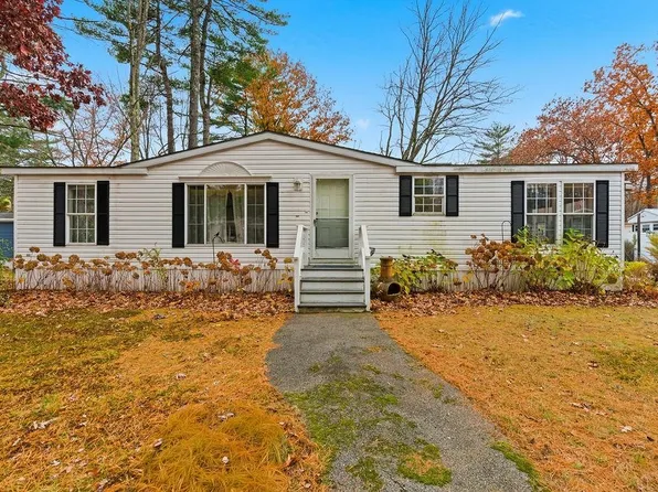 605 Canterbury Drive, Exeter, NH 03833