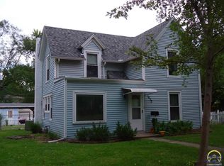 1632 SW Oakley Ave, Topeka, KS 66604