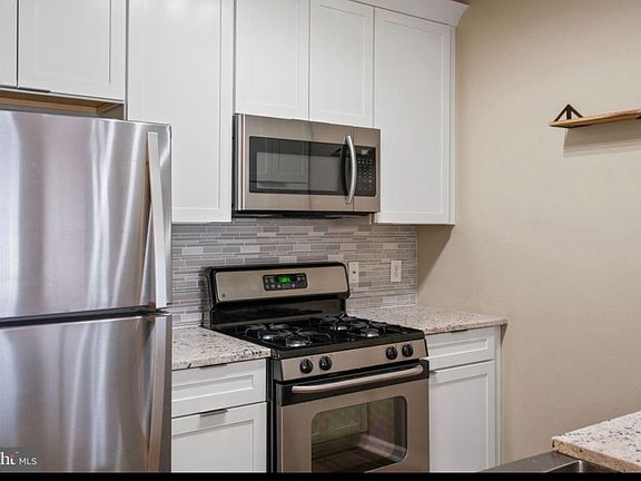 3rd image of 12925 Centre Park Cir APT 403