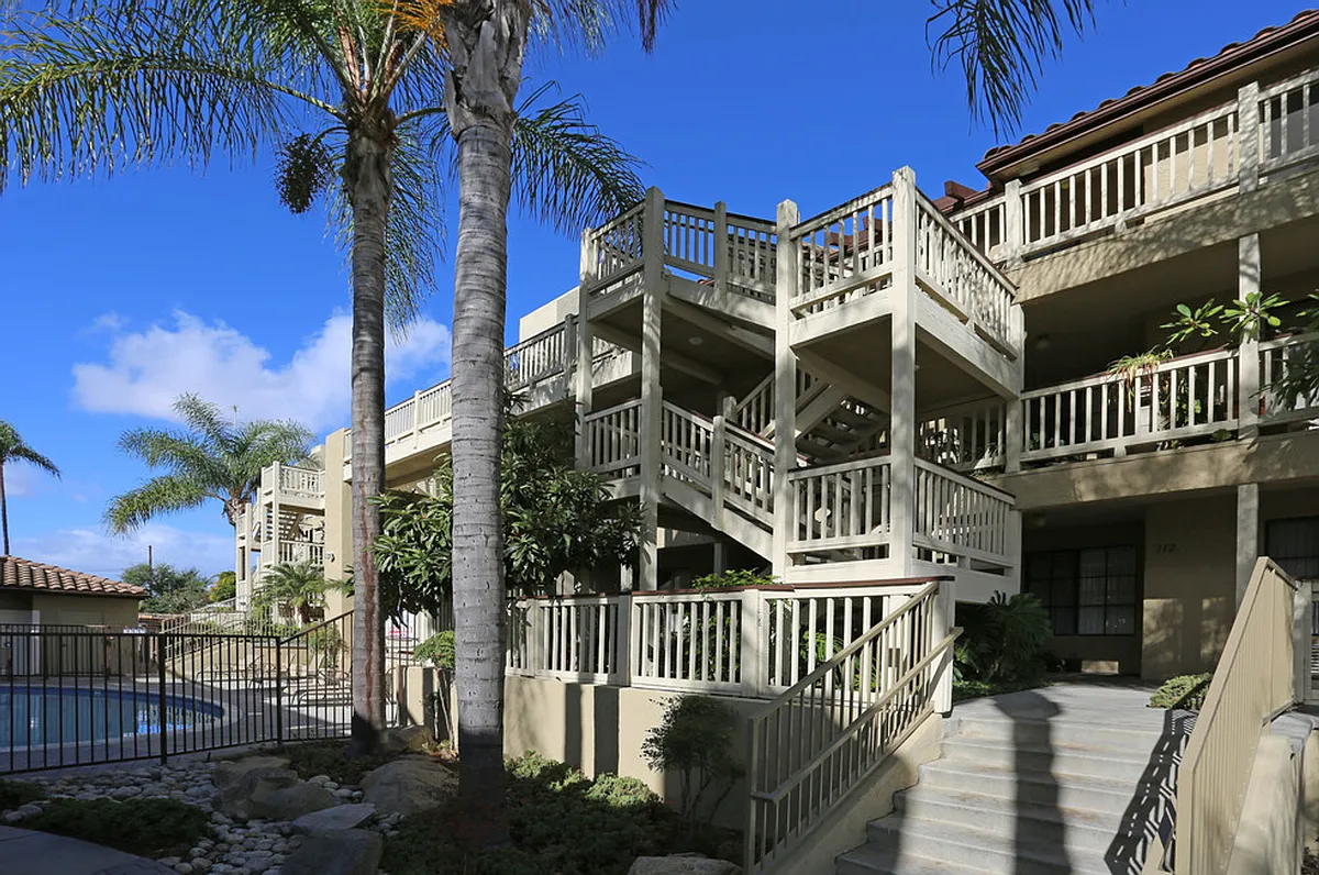 Building Photo - Pebblecreek Apartments