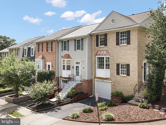 4th image of 8534 Enochs Dr