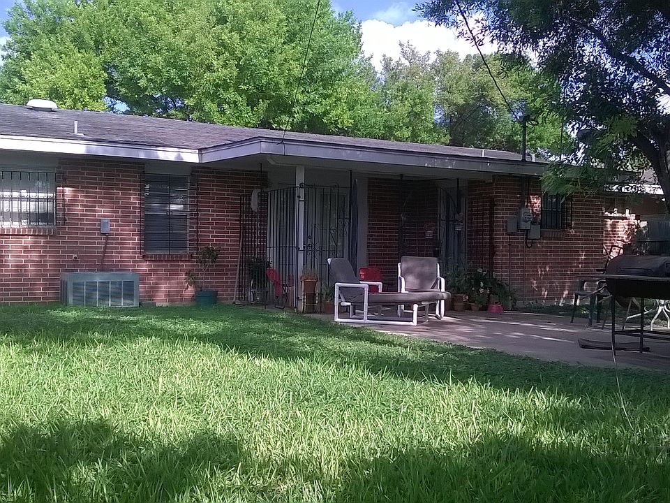 2nd image of 2307 W Palm Cir