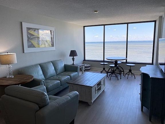 2nd image of 200 Sandestin Blvd N #6270