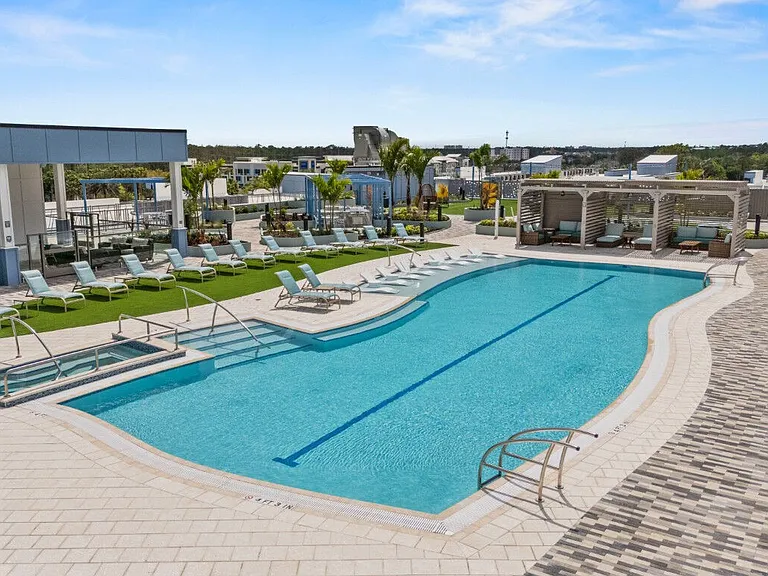 Grande Pointe — Photo 33