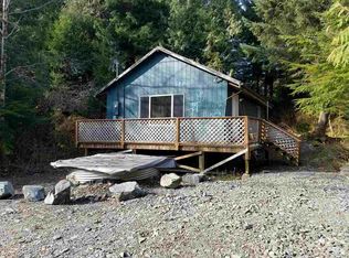 197 Strawberry Rd, Ketchikan, AK 99901