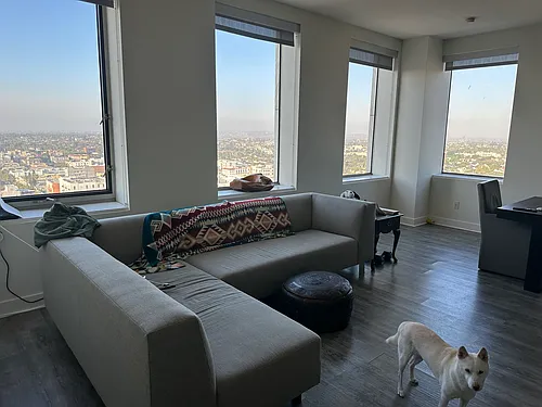 3810 Wilshire Blvd #1612 Photo 1