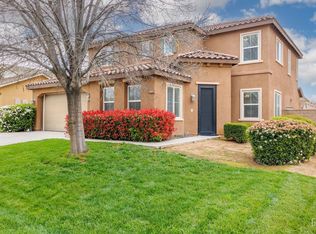 10203 Riata Ln, Bakersfield, CA 93306