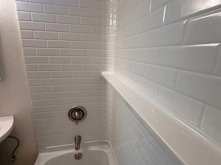 2844 Fairmount Ave — Photo 22