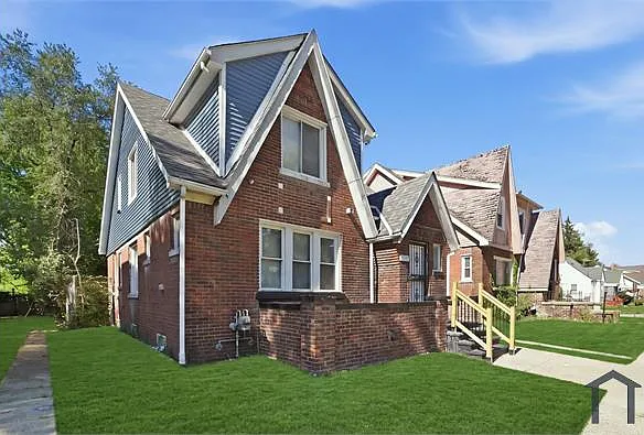 4 bed, 1700 sqft, $1,800 — Photo 2