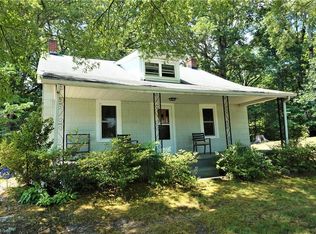 7742 Walnut Cove Rd, Walnut Cove, NC 27052