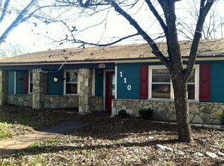 110 N Ervin St, Comanche, TX 76442