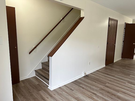 3rd image of 2383 Echo Valley Dr