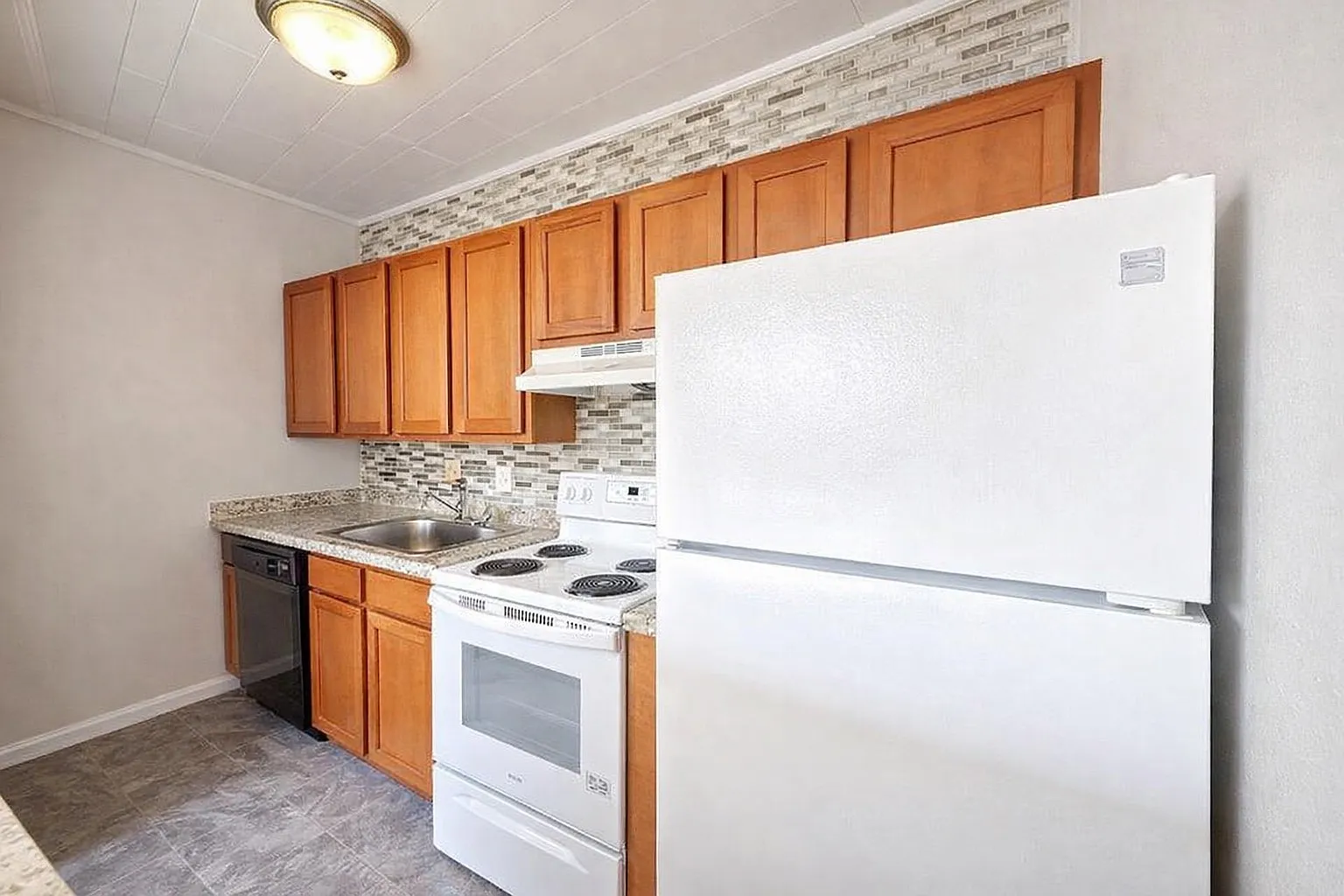 2 bed, $960 — Photo 4