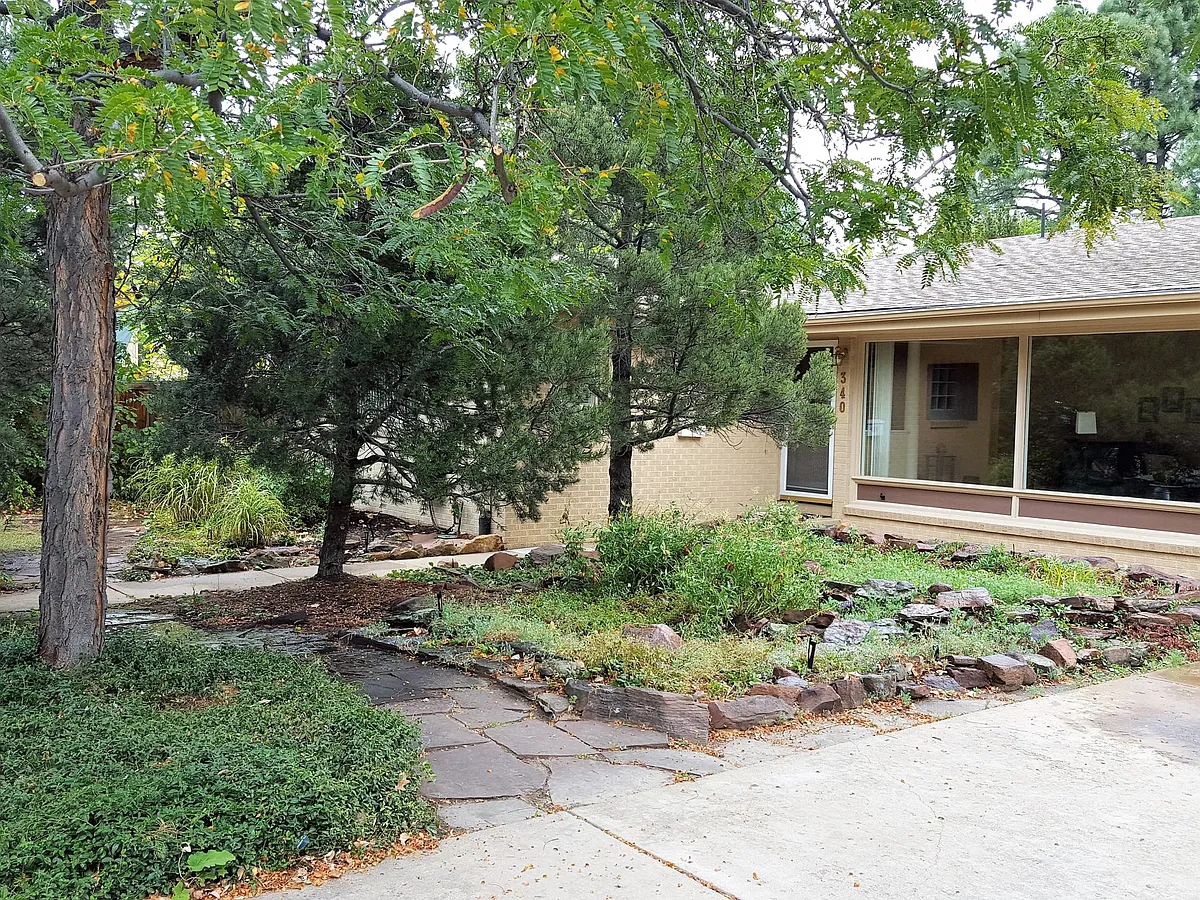 Front walk - 340 21st St