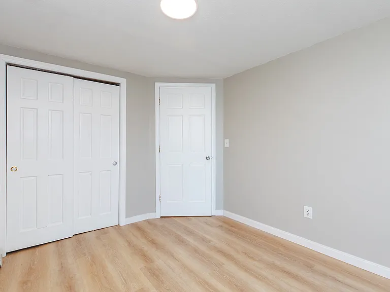 Unit Photo