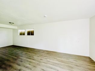 10560 Spring Garden Dr, Saint Louis, MO 63137
