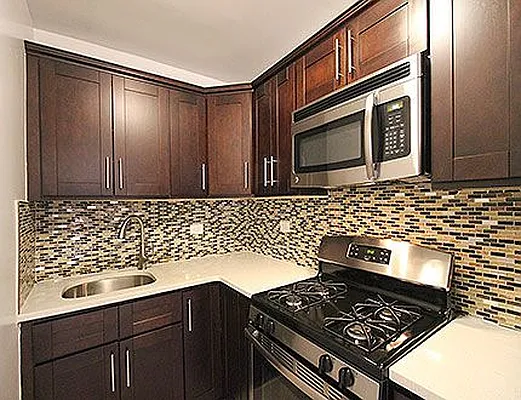 Rented by SW Queens Mezzanine | media 8