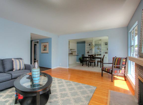 4th image of 2261 Nobili Ave