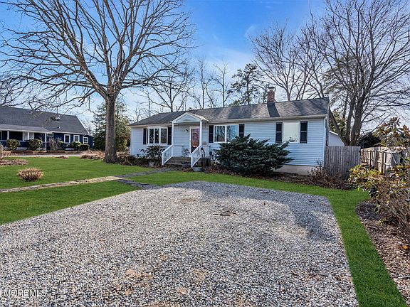 5th image of 152 Forepeak Avenue