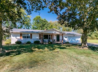 1053 Chaparrel Rd SW, Hartville, OH 44632