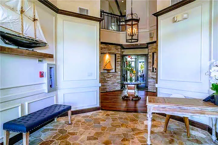 Yacht club entrance