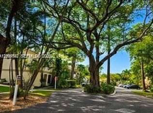 3082 S Oakland Forest Dr APT 1301, Fort Lauderdale, FL 33309