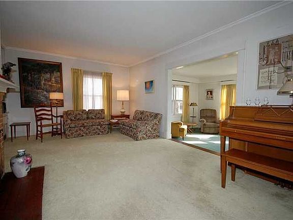 3rd image of 148 Kings Hwy