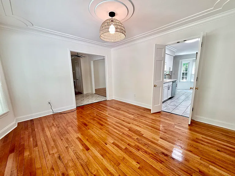 1003 Law Ln — Photo 12