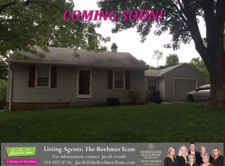 42 Lark Ave, Saint Charles, MO 63301