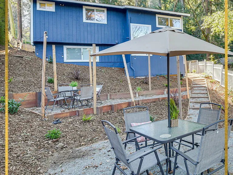 18115 La Verne Dr — Photo 31