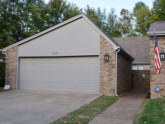 2nd image of 4101 Mason Woods Ln