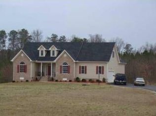 3799 Willow Creek Dr, Disputanta, VA 23842