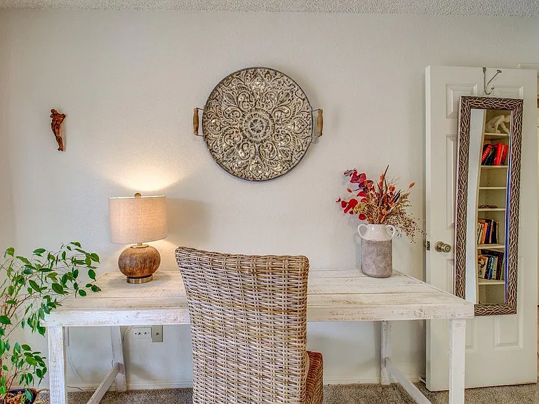 6308 W Port Royale Ln — Photo 62