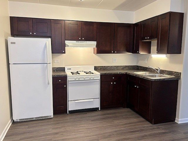 1st image of 14049 Kilpatrick Ave #2N