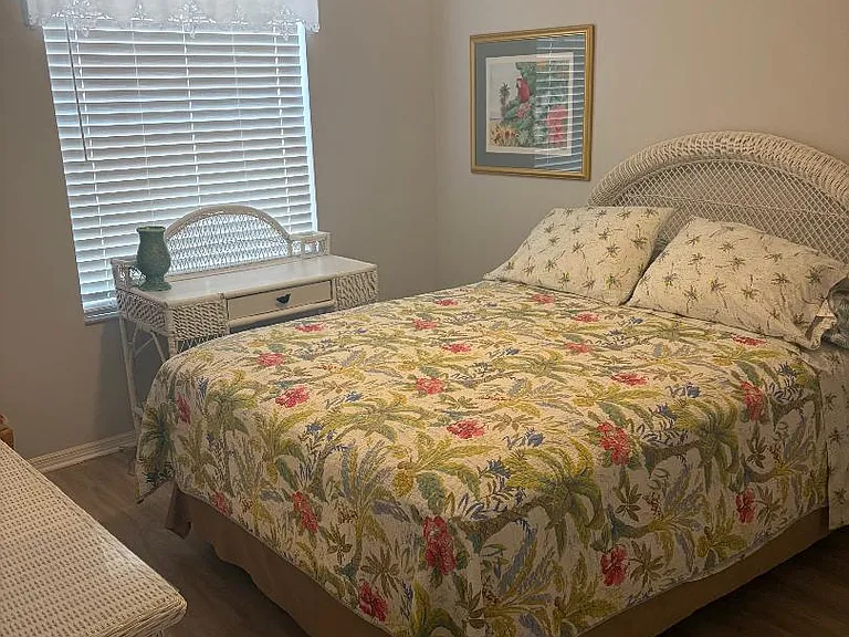 1650 Duran Dr — Photo 3