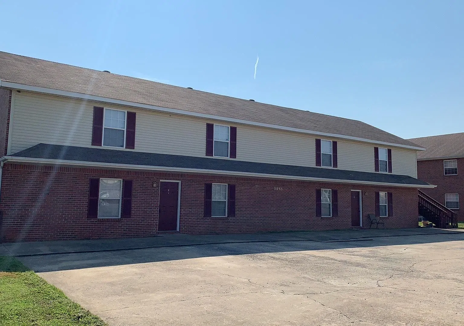3895 Northeast Dr — Photo 1