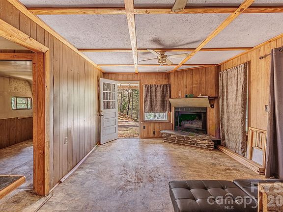 4th image of 71 Fortner Rd