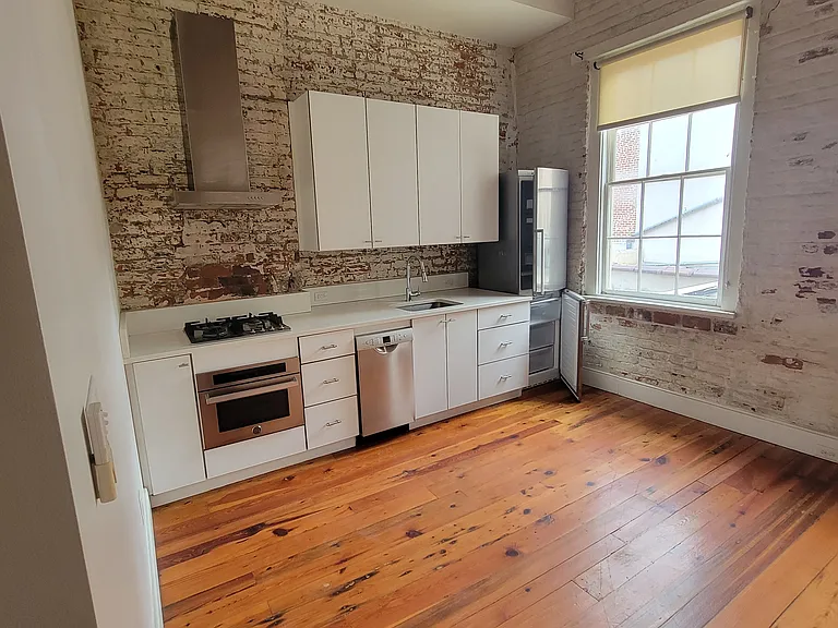 513 Conti St #3 — Photo 1