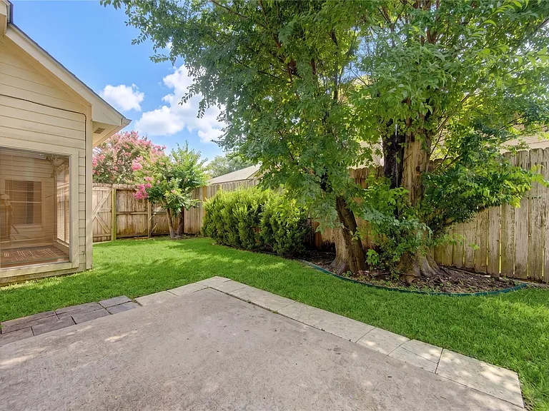 12810 Chaseland Ln — Photo 36