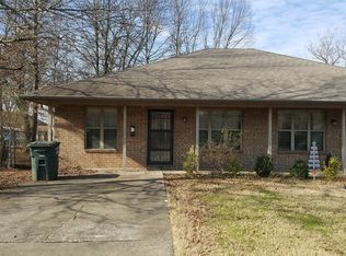 107 Baridon St #A, Conway, AR 72034