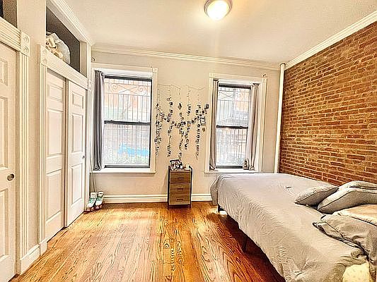 3rd image of 309 W 97th St APT 1S