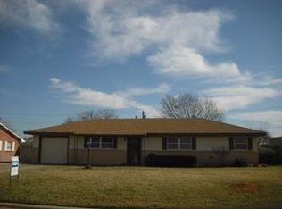 918 35th St, Woodward, OK 73801