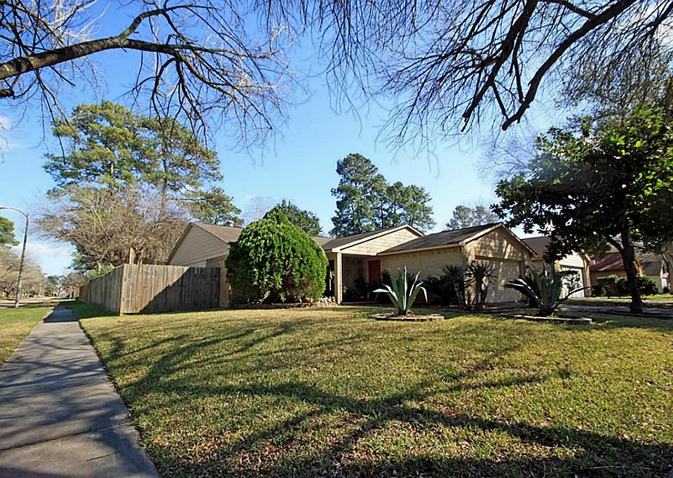 1st image of 2903 Kingfisher Dr