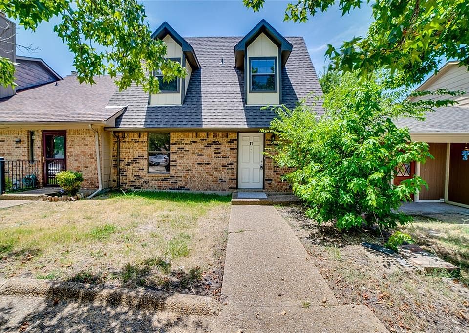 1st image of 11 Riverview Ct