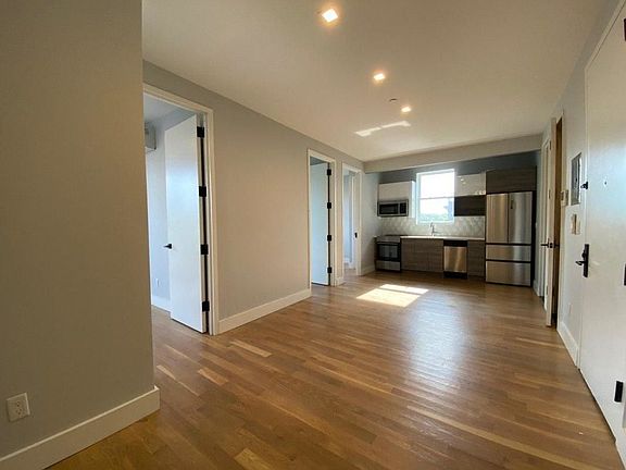 2nd image of 745 Lafayette Ave #4B