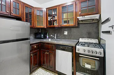 Rented by Nest Seekers International