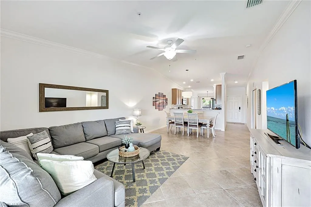 2 bed, 2.0 bath, 1414 sqft, $7,200 — Photo 4