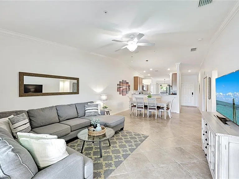 9509 Avellino Way #1822 — Photo 4