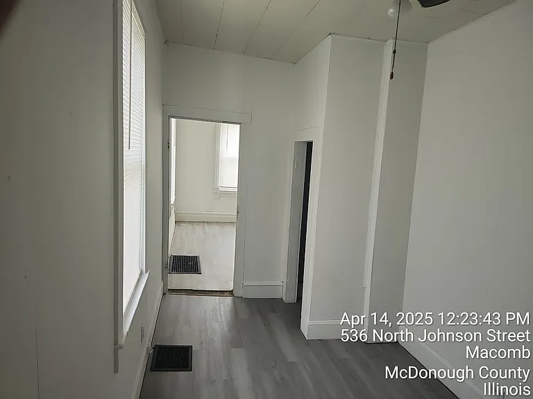 536 N Johnson St — Photo 8